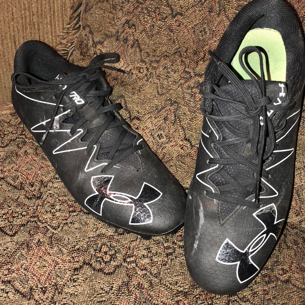 Under Armour Football Cleats, 9.5